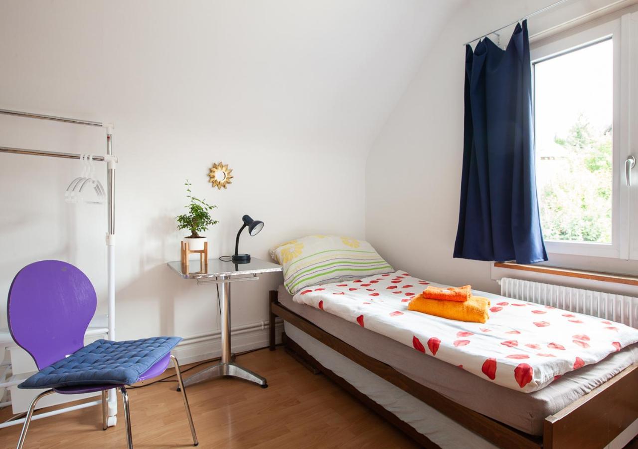 Bed&Breakfast Pinocchio Bed & Breakfast Seuzach Exterior foto